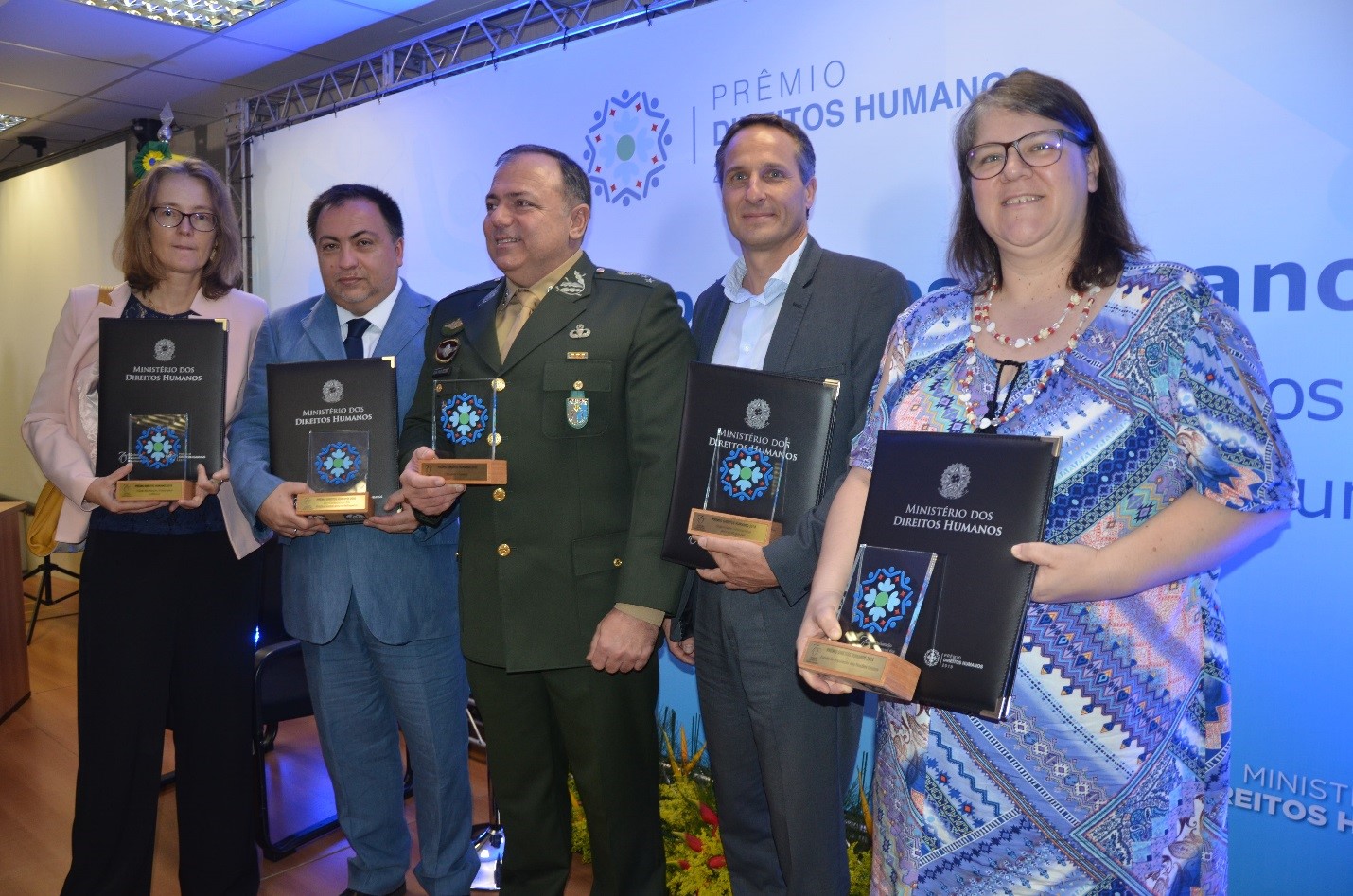 Read more about the article Agências da ONU e Exército Brasileiro recebem prêmio de direitos humanos por resposta humanitária à situação venezuelana
